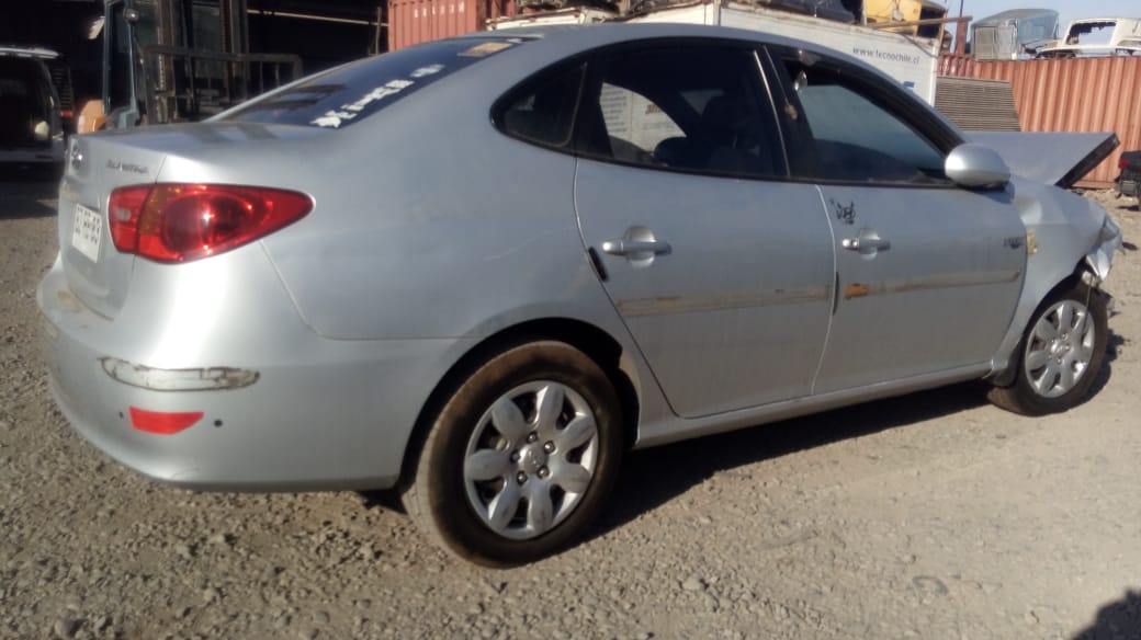  Hyundai ELANTRA 2009    EN DESARME